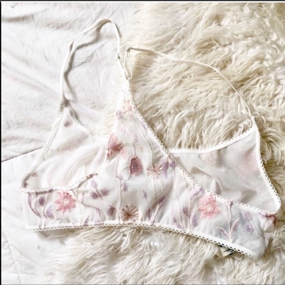 NEW FREE PEOPLE So Into You Embroidered Bralette M - Picture 4 of 7